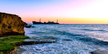 فرق دریا و خلیج چیست؟ 7 تفاوت جالب که ۹۰٪ مردم نمی‌دانند