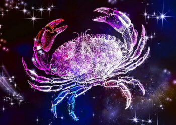 سرکتاب متولدین تیر | رمزیابی سرنوشت از دل ماه تابستان