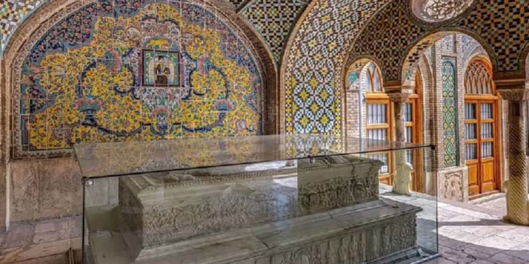 قبر ناصرالدین شاه کجاست؟ روایت عجیبی اما واقعی