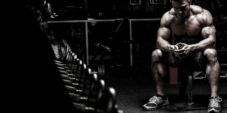 کاملترین برنامه تمرینی بدنسازی حجمی برای افراد 90 کیلویی