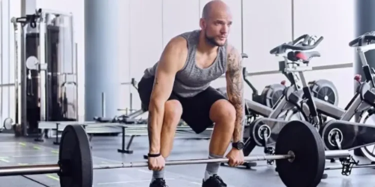 تکنیک‌های انجام ددلیفت رومانیایی + 4 حرکت جایگزین